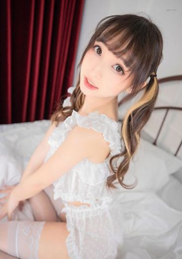 奇侠俏妹闹热河_BD英语高清视频观看